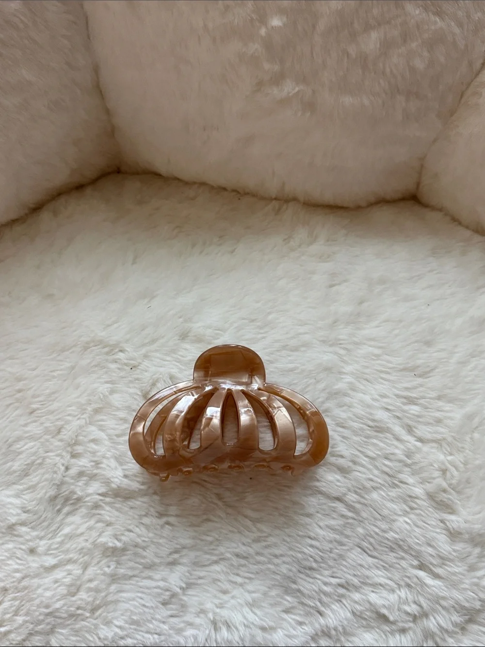 Jellyfish Marble Claw Clip - Latte tan beige marble neutral